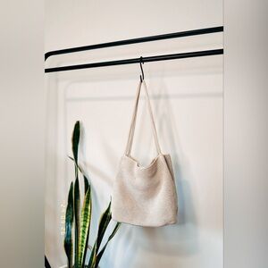The Sak 90s 70s style cream crochet tote bag - perfect condition!